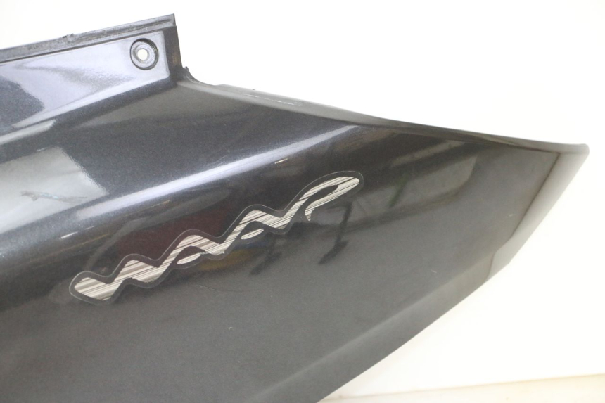 photo de VERKLEIDUNG HINTEN LINKS MBK WAAP 125 (2008 - 2013) - Fokus auf die Struktur