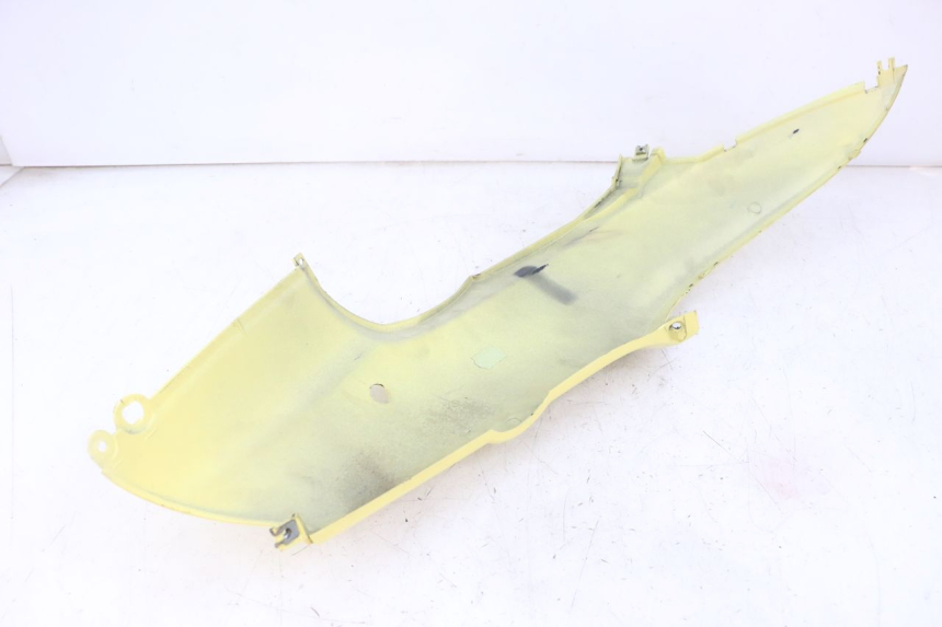 photo de VERKLEIDUNG HINTEN LINKS YAMAHA WHY 50 (1998 - 2000) - Zoom auf Gebrauchszustand
