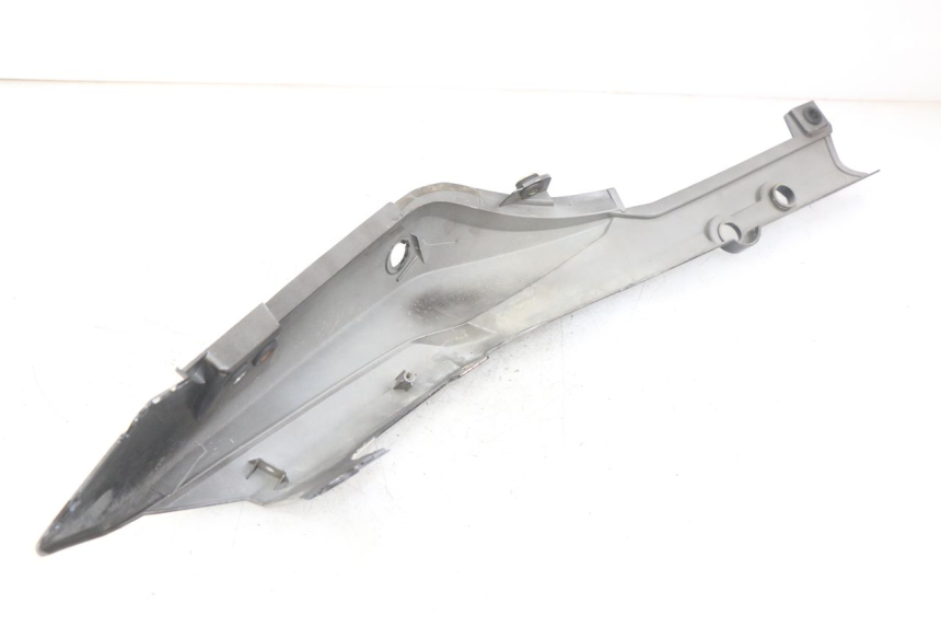 photo de LINKES HINTERES SEITENTEIL SYM WOLF SB 125 (2011 - 2018) - Alternative Perspektive