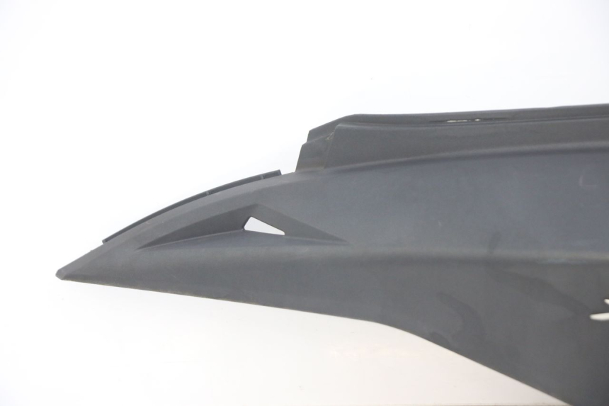 photo de VERKLEIDUNG HINTEN LINKS KYMCO X-CITING XCITING 400 (2014 - 2018) - Charakteristische Merkmale