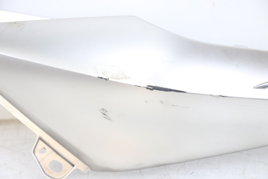 photo de LINKS HINTEN YAMAHA XMAX X-MAX ABS 125 (2017 - 2020) - Zoom auf Komponenten