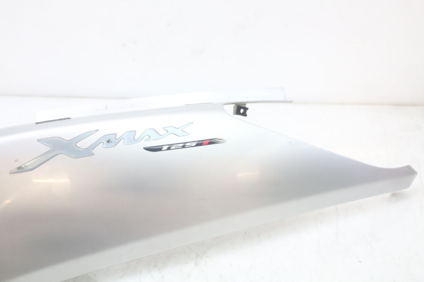 photo de LINKES HINTERES SEITENTEIL YAMAHA XMAX X-MAX 125 (2006 - 2009) - Zoom auf Gebrauchszustand