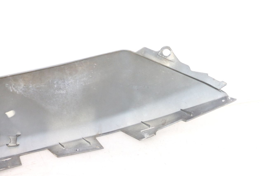 photo de LINKES HINTERES SEITENTEIL YAMAHA X-MAX XMAX 125 (2010 - 2013) - Oberflächenzustand und Material