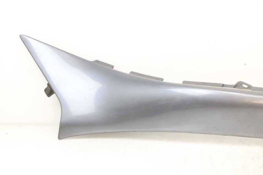 photo de VERKLEIDUNG HINTEN LINKS YAMAHA XJ600 XJ DIVERSION 600 (1992 - 1997) - Oberflächenzustand und Material