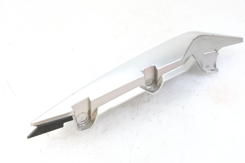 photo de VERKLEIDUNG HINTEN LINKS YAMAHA XJ6 600 (2008 - 2016) - Weitere Ansicht des Artikels