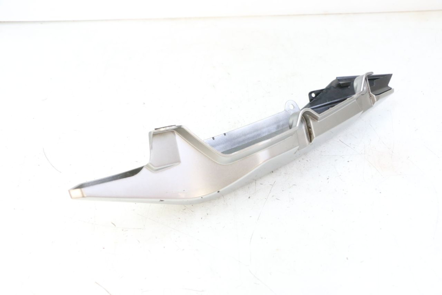 photo de VERKLEIDUNG HINTEN LINKS YAMAHA XJ6 600 (2008 - 2016) - Alternative Perspektive