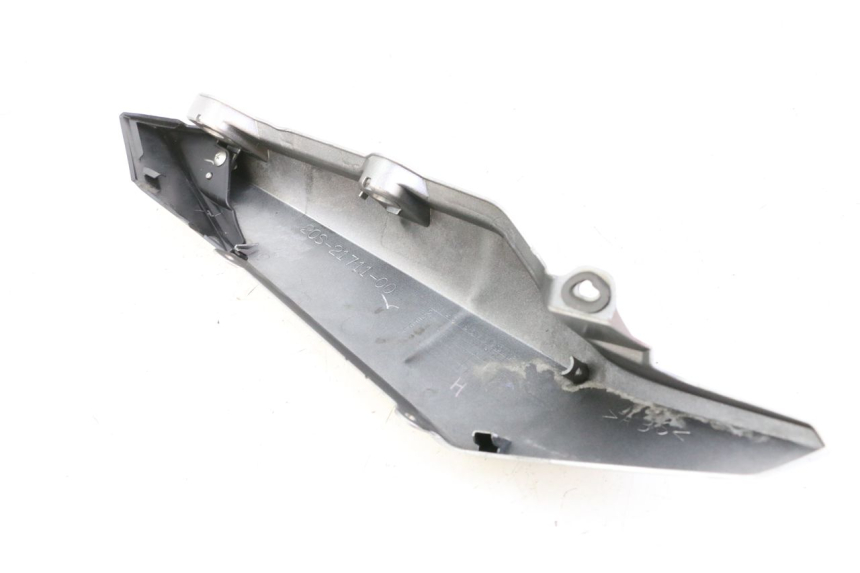 photo de VERKLEIDUNG HINTEN LINKS YAMAHA XJ6 600 (2008 - 2016) - Oberflächenzustand und Material