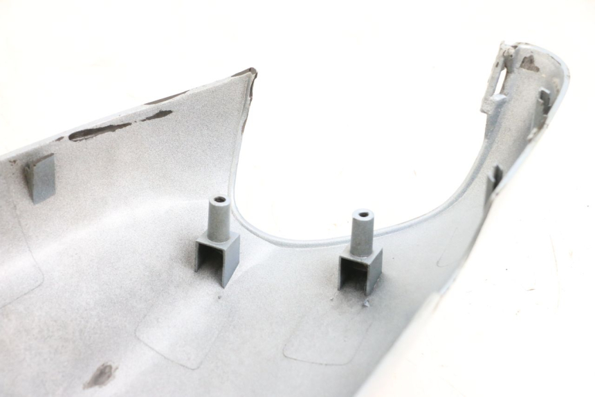 photo de VERKLEIDUNG HINTEN LINKS YAMAHA YN NEO'S 50 (1997 - 2004) - Technische Nahaufnahme