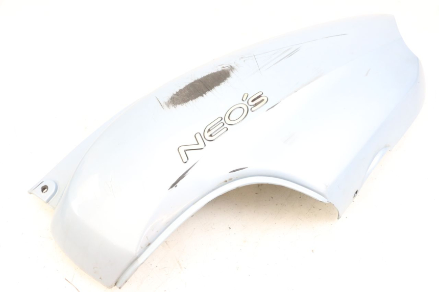 photo de VERKLEIDUNG HINTEN LINKS YAMAHA YN NEO'S 50 (1997 - 2004) - Details der Befestigungspunkte