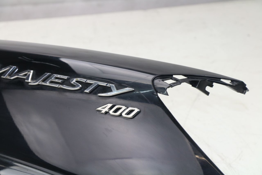 photo de VERKLEIDUNG HINTEN LINKS YAMAHA YP MAJESTY ABS 400 (2007 - 2009) - Detaillierte Sichtprüfung