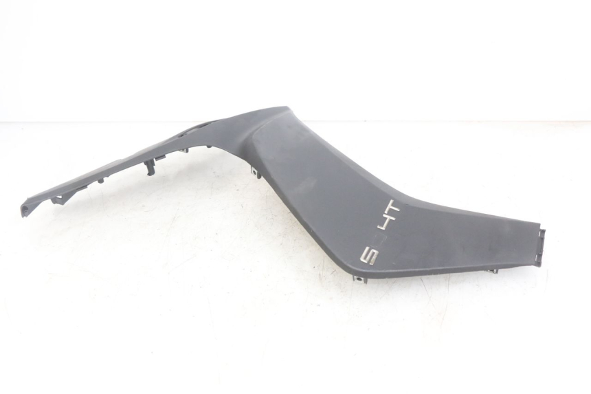 photo de RECHTER VORDERER SEITENWAND KYMCO AGILITY 16+ 4T 50 (2018 - 2023) - Details der Befestigungspunkte