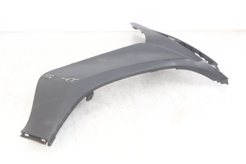 photo de RECHTER VORDERER SEITENWAND KYMCO AGILITY 16+ 4T 50 (2018 - 2023) - Oberflächenzustand und Material