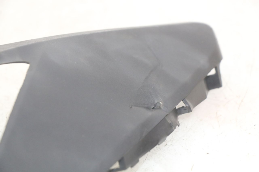 photo de RECHTER VORDERER SEITENWAND KYMCO AGILITY 16+ 4T 50 (2018 - 2023) - Geprüftes Gebrauchtteil