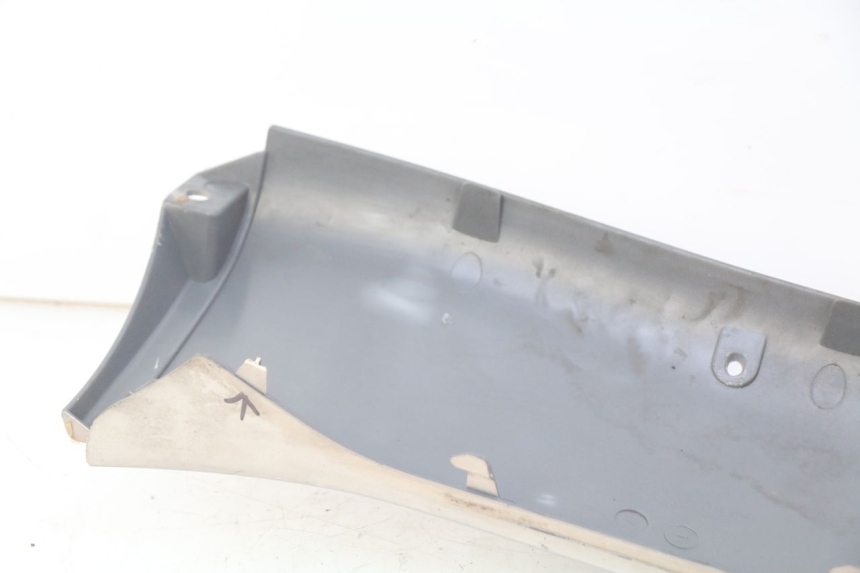 photo de RECHTES VORDERES SEITENTEIL ECCITY ARTELEC 670 1 (2013 - 2017) - Technische Nahaufnahme