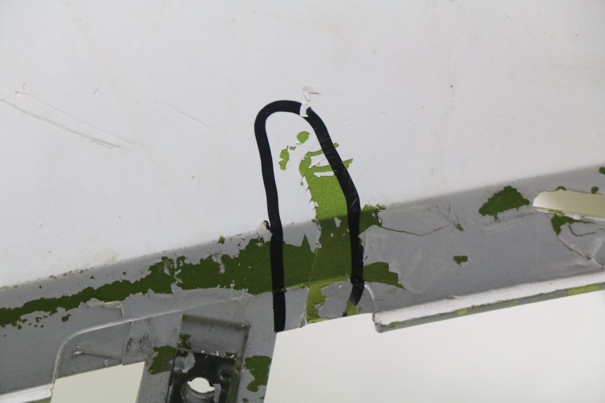 photo de FRONTVERKLEIDUNG RECHTS ERIDER CARGO 1 (2009 - 2018) - Zoom auf Komponenten