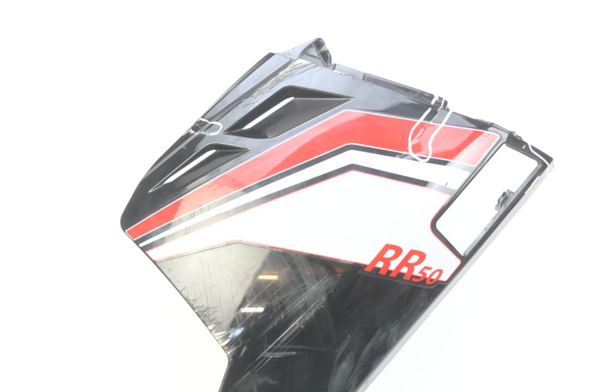 photo de RECHTER VORDERER SEITENWAND ORCAL CAVARO 4T 50 (2019 - 2023) - Details der Befestigungspunkte