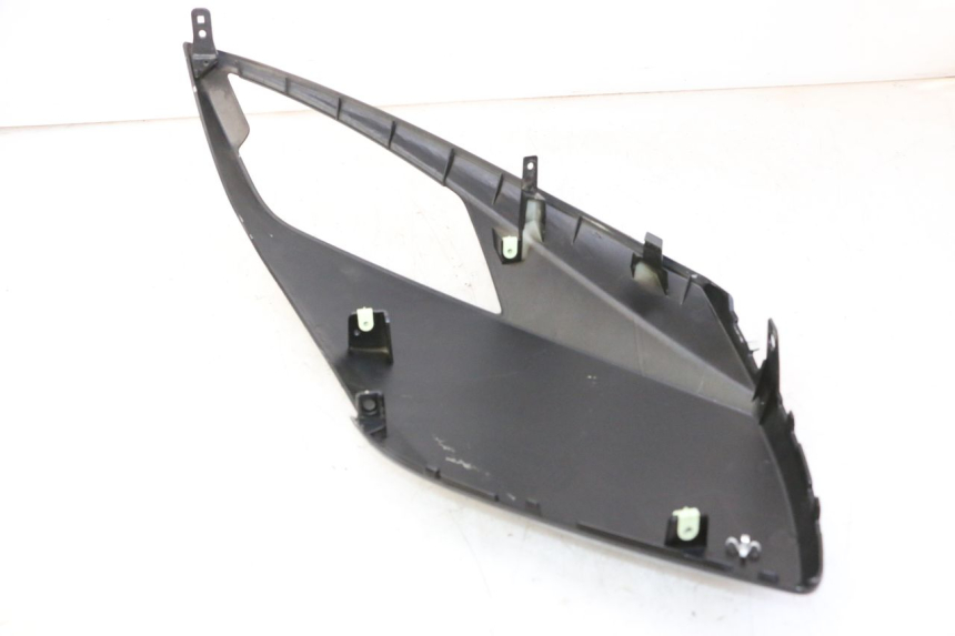 photo de RECHTER VORDERER SEITENWAND PEUGEOT CITYSTAR 50 (2013 - 2017) - Detailansicht des Bauteils