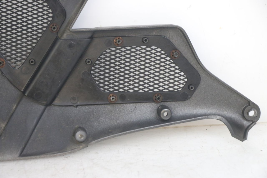 photo de RECHTER VORDERER SEITENWAND GILERA DNA 50 (2000 - 2007) - Zoom auf Gebrauchszustand