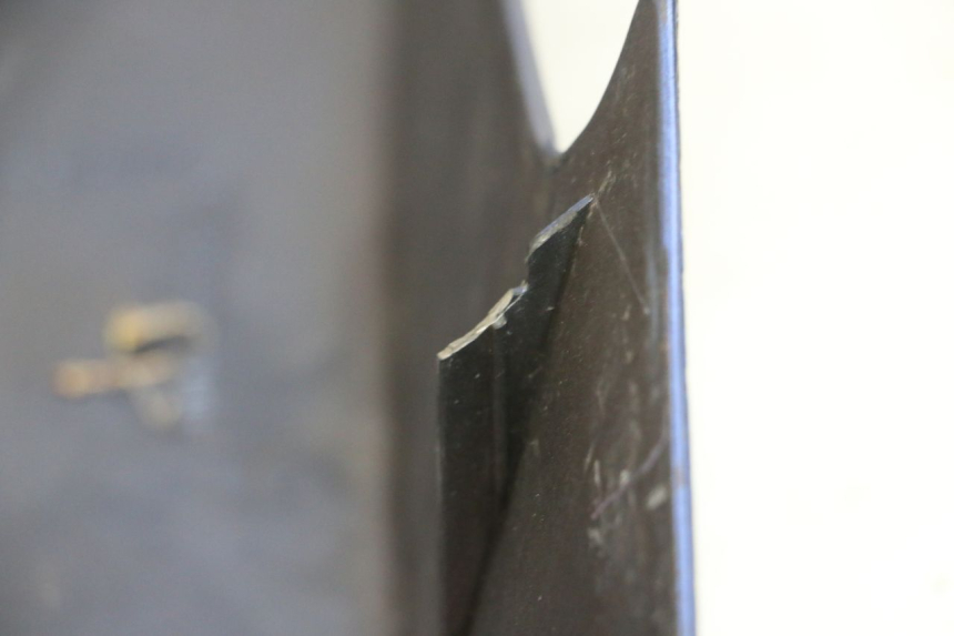 photo de FRONTVERKLEIDUNG RECHTS KAWASAKI GPX R WARBIRD 600 (1988 - 1993) - Detailansicht des Bauteils