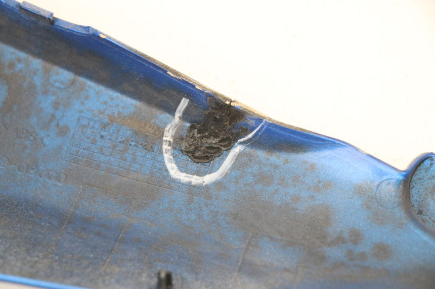 photo de FRONTVERKLEIDUNG RECHTS SUZUKI GSR 750 (2011 - 2017) - Charakteristische Merkmale