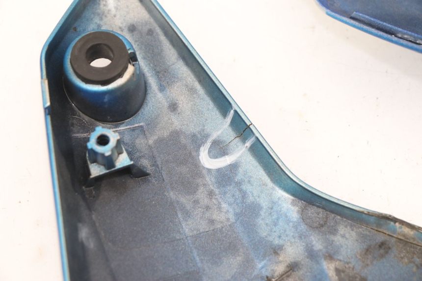 photo de FRONTVERKLEIDUNG RECHTS SUZUKI GSR 750 (2011 - 2017) - Profilansicht des Ersatzteils