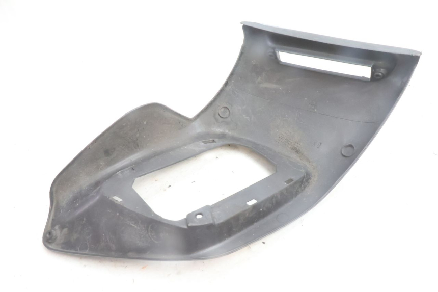 photo de SEITENVERKLEIDUNG VORNE RECHTS UNTEN GILERA RUNNER SP 50 (2002 - 2004) - Kennzeichnungen und Originalreferenzen