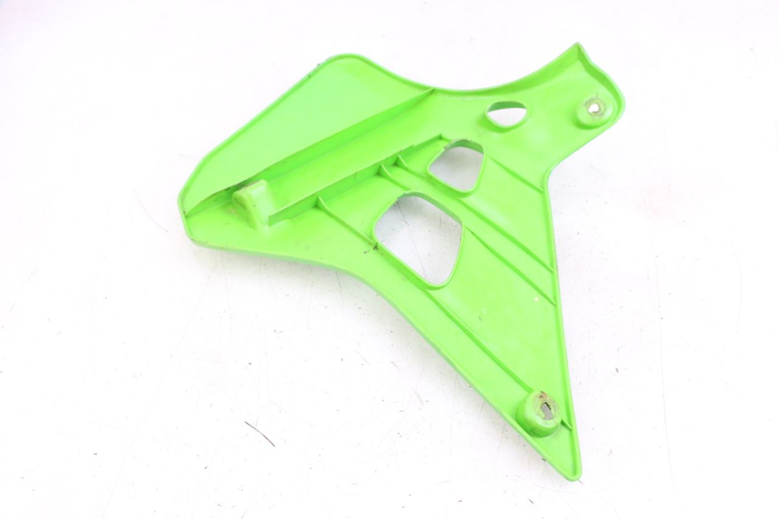 photo de FRONTVERKLEIDUNG RECHTS KAWASAKI KDX 125 (1990 - 1991) - Zoom auf Gebrauchszustand