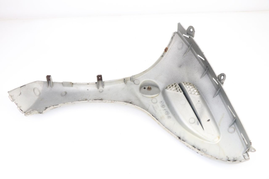 photo de FRONTVERKLEIDUNG RECHTS KYMCO COBRA 100 (1998 - 2003) - Zoom auf Gebrauchszustand