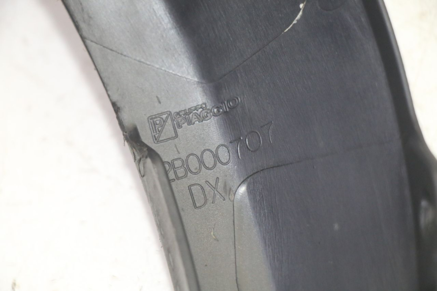 photo de FRONTVERKLEIDUNG RECHTS PIAGGIO MP3 HPE 350 (2018 - 2020) - Gesamtansicht des Produkts