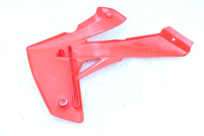 photo de FRONTVERKLEIDUNG RECHTS RIEJU MRT 50 (2018 - 2021) - Detailansicht des Bauteils