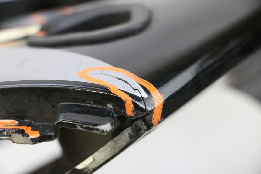 photo de FRONTVERKLEIDUNG RECHTS HONDA NSR R 125 (1994 - 2003) - Hochauflösende Nahaufnahme