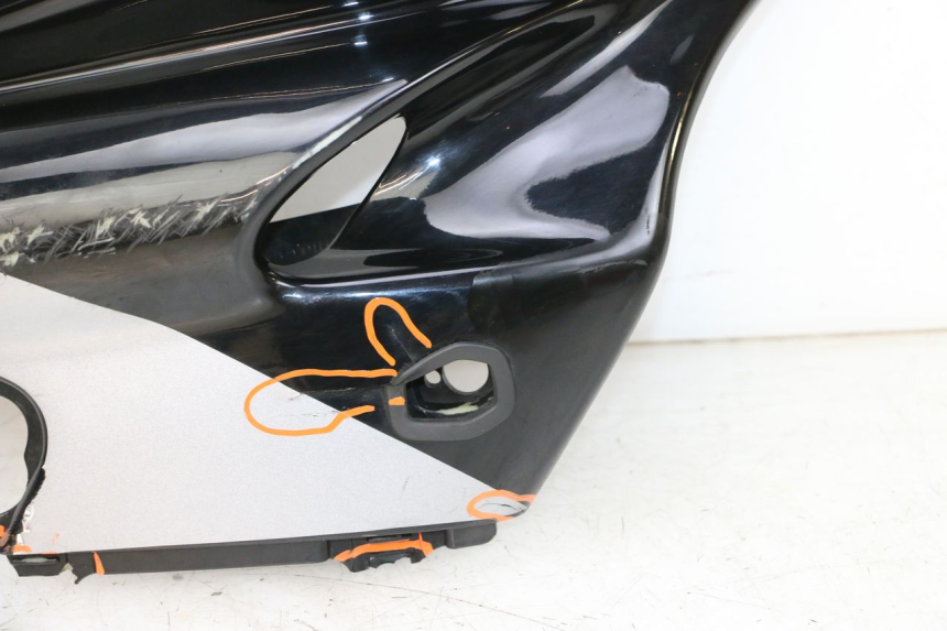 photo de FRONTVERKLEIDUNG RECHTS HONDA NSR R 125 (1994 - 2003) - Oberflächenzustand und Material