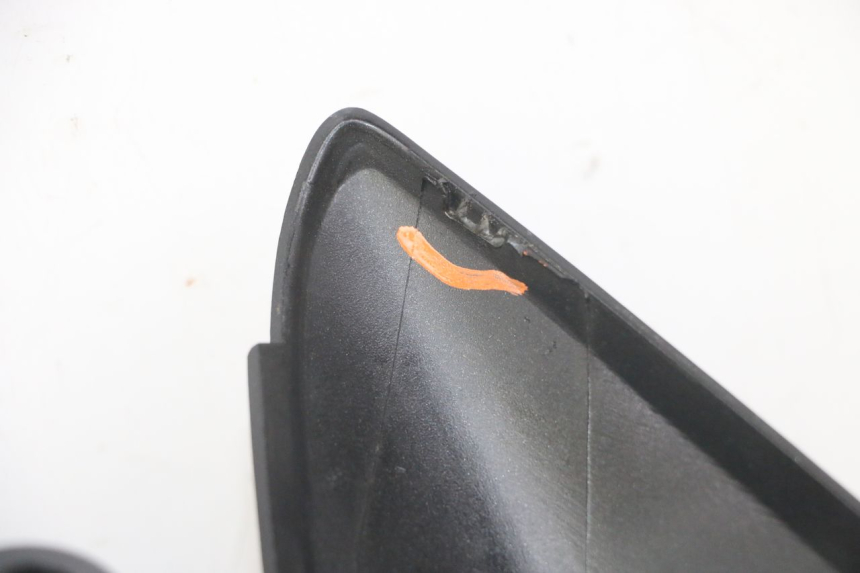 photo de FRONTVERKLEIDUNG RECHTS HONDA NTV DEAUVILLE ABS 700 (2007 - 2016) - Technische Nahaufnahme