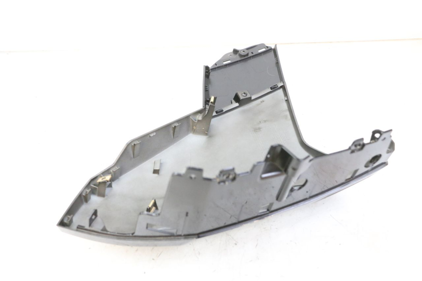 photo de FRONTVERKLEIDUNG RECHTS PEUGEOT TWEET 4T 50 (2023 - 2025) - Gesamtansicht des Produkts