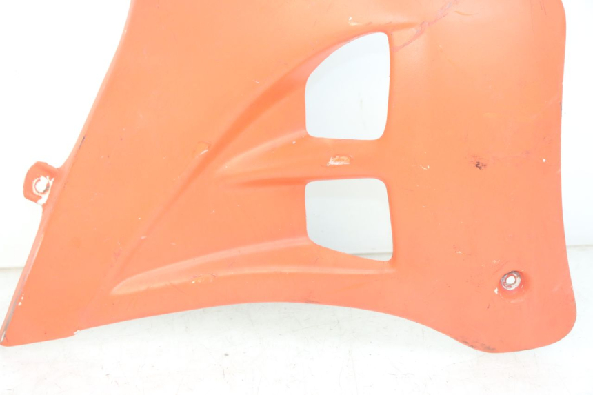 photo de RECHTER VORDERER SEITENWAND GILERA RK 50 (1996 - 1999) - Detailansicht des Bauteils