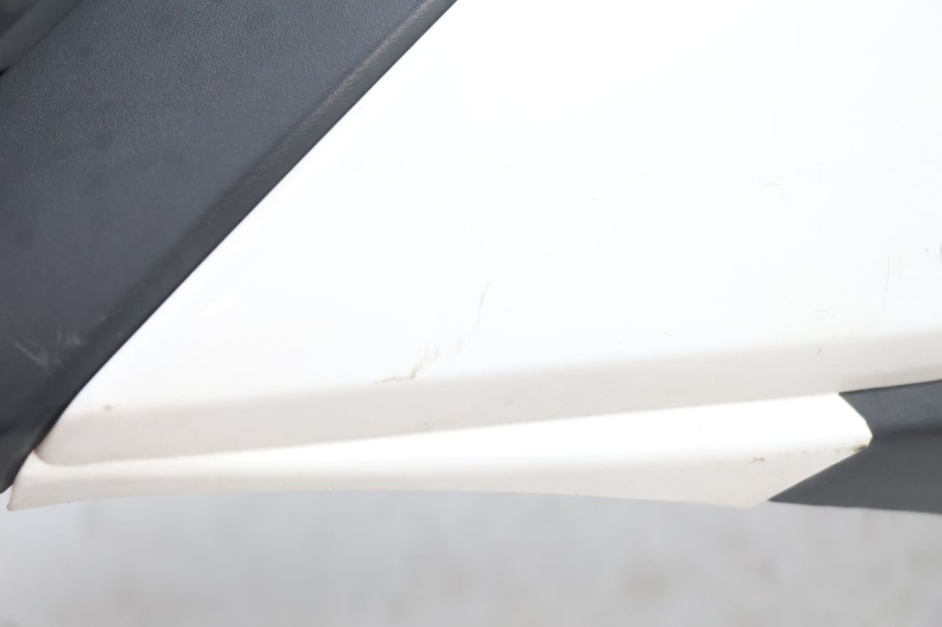 photo de FRONTVERKLEIDUNG RECHTS YAMASAKI ROADSTER 50 (2013 - 2018) - Zoom auf Gebrauchszustand