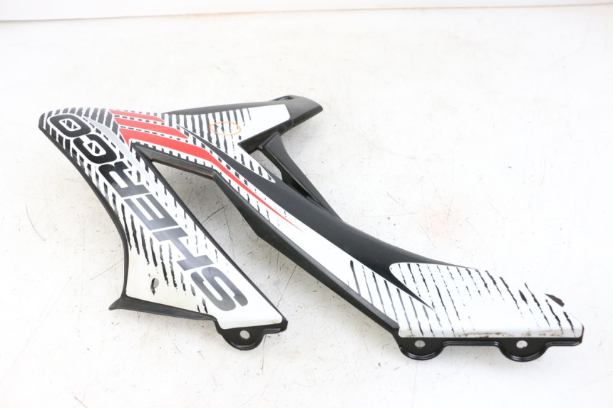 photo de FRONTVERKLEIDUNG RECHTS SHERCO SM-R 50 (2013 - 2017) - Technische Nahaufnahme