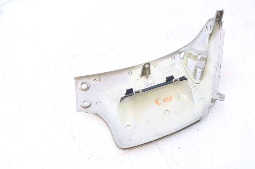 photo de RECHTES VORDERES SEITENTEIL PEUGEOT SPEEDFIGHT LC 50 (1996 - 2002) - Alternative Perspektive