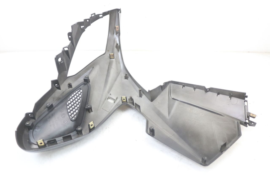 photo de FRONTVERKLEIDUNG RECHTS KYMCO SUPER 8 125 (2008 - 2015) - Gesamtansicht des Produkts