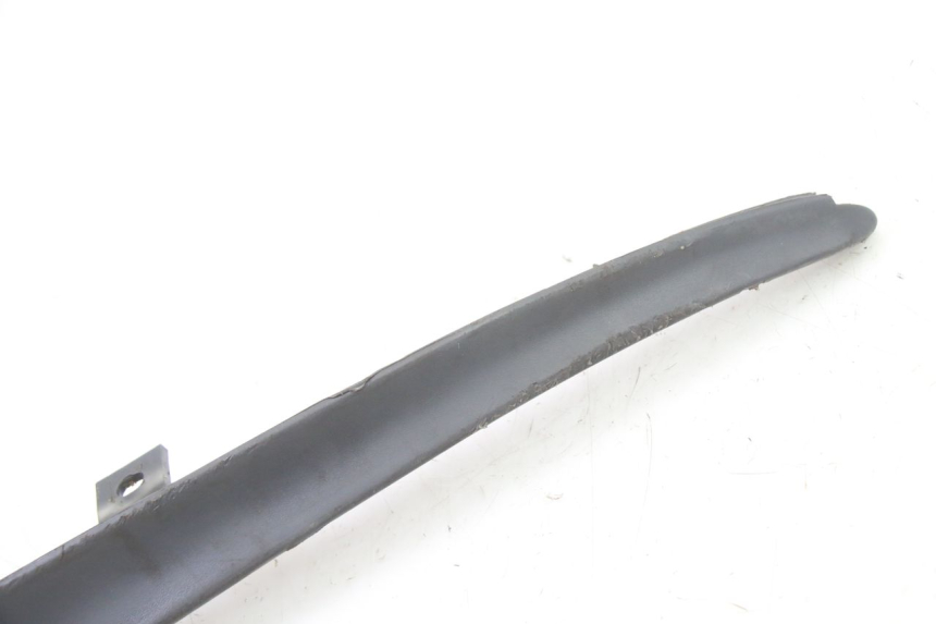 photo de FRONTVERKLEIDUNG RECHTS PIAGGIO SUPER LX 125 (2000 - 2003) - Zoom auf Gebrauchszustand