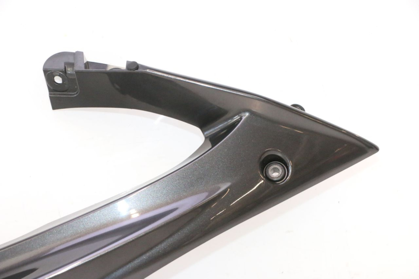 photo de SEITENVERKLEIDUNG VORNE RECHTS OBEN YAMAHA YZF R6 600 (2008 - 2009) - Detailansicht des Bauteils