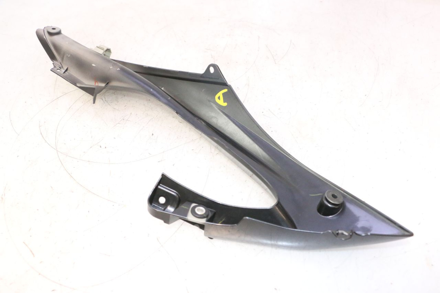 photo de SEITENVERKLEIDUNG VORNE RECHTS OBEN YAMAHA YZF R6 600 (2008 - 2009) - Weitere Ansicht des Artikels