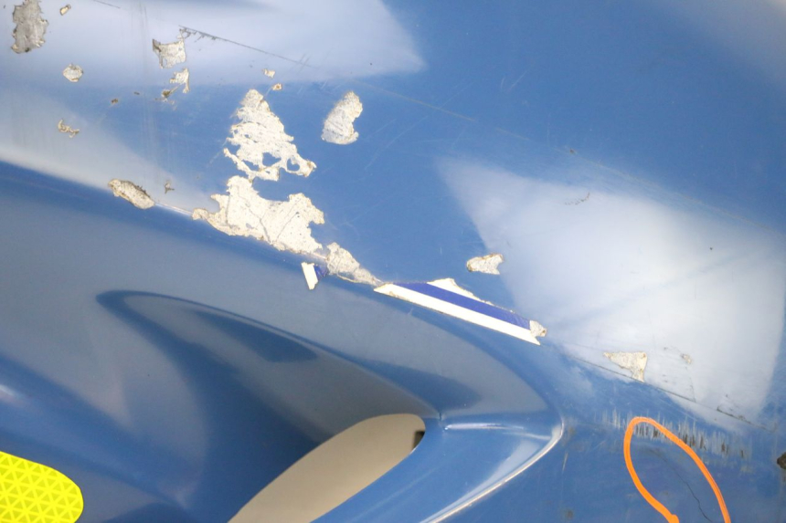 photo de RECHTS VORDERSEITENVERKLEIDUNG YAMAHA TDM ABS 900 (2002 - 2014) - Hochauflösende Nahaufnahme