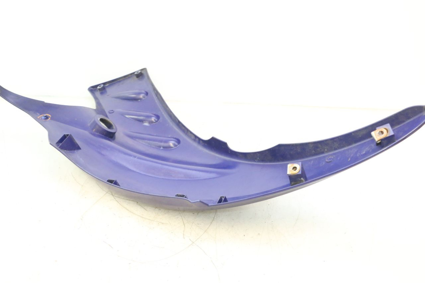 photo de FRONTVERKLEIDUNG RECHTS YAMAHA WAVE RUNNER GP R 1200 (2000 - 2003) - Detailansicht des Bauteils