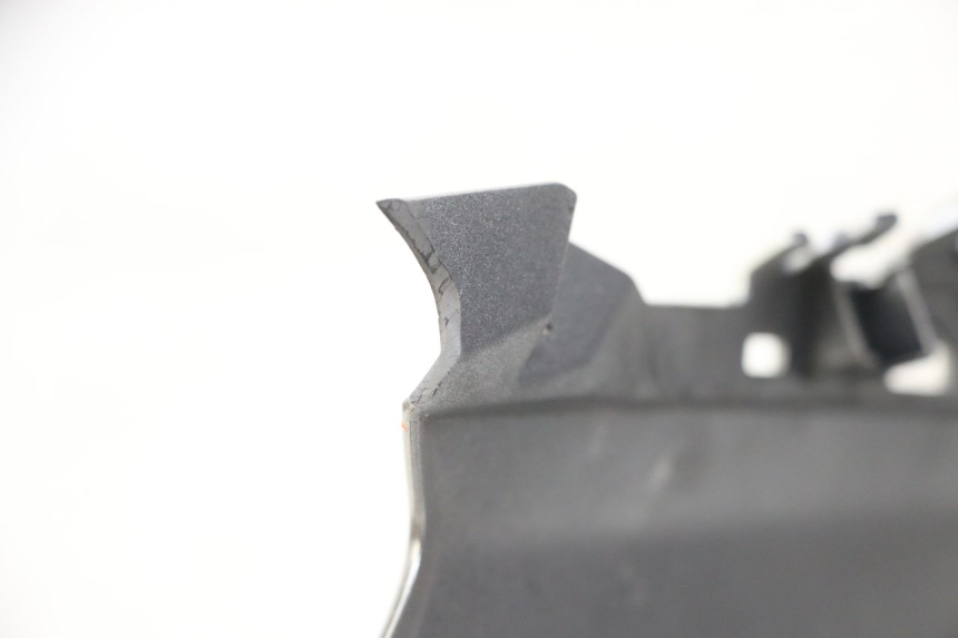 photo de RECHTES VORDERES SEITENTEIL YAMAHA XMAX X-MAX ABS 125 (2017 - 2020) - Technische Nahaufnahme