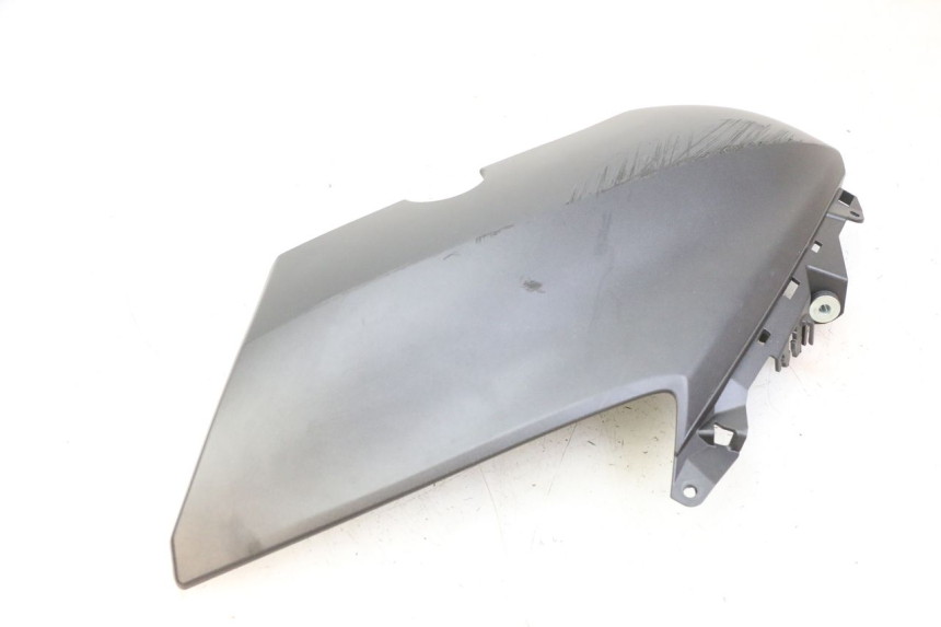 photo de FRONTVERKLEIDUNG RECHTS YAMAHA XMAX X-MAX 125 (2021 - 2025) - Geprüftes Gebrauchtteil