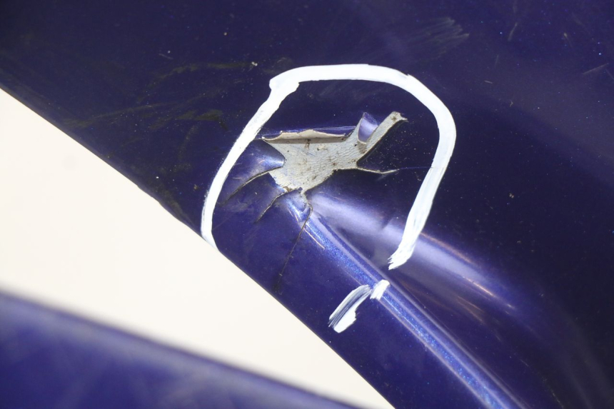 photo de RECHTER VORDERER SEITENWAND YAMAHA YZF R1 1000 (2007 - 2008) - Details der Befestigungspunkte