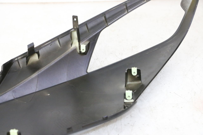 photo de FRONTVERKLEIDUNG LINKS PEUGEOT CITYSTAR 50 (2013 - 2017) - Alternative Perspektive