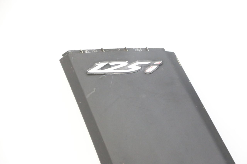 photo de FRONTVERKLEIDUNG LINKS KYMCO DINK STREET 125 (2009 - 2014) - Hochauflösende Nahaufnahme