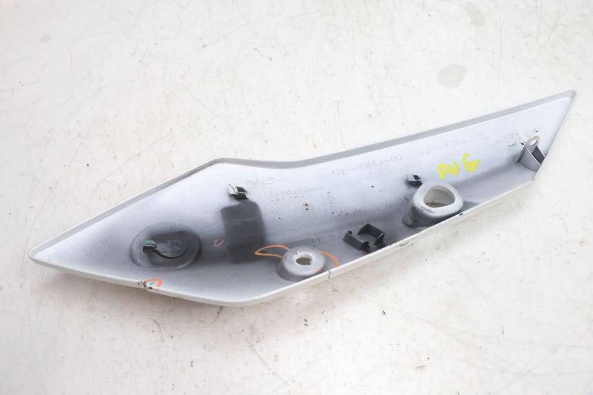 photo de FRONTVERKLEIDUNG LINKS YAMAHA FZ8 800 (2010 - 2016) - Oberflächenzustand und Material